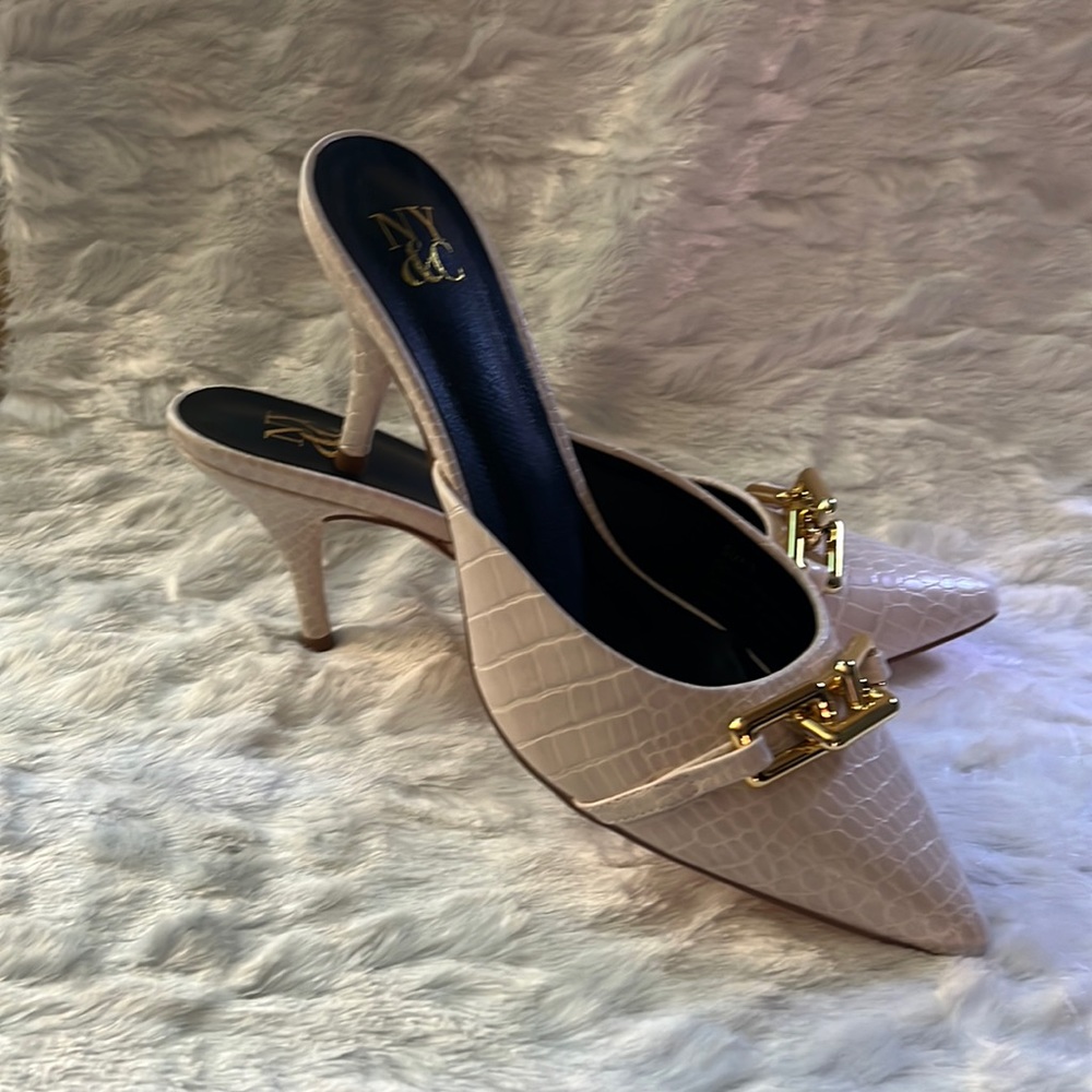 Size 8 Bone color heels